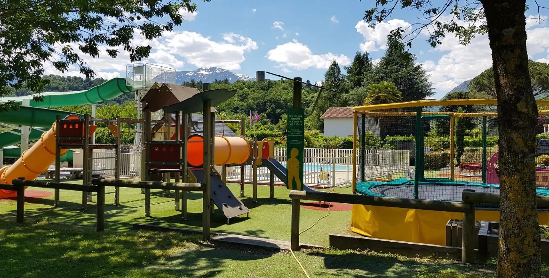 Camping Familial - Parc Aquatique - Grande Aire De Jeux A La Montagne Agos-Vidalos Francia